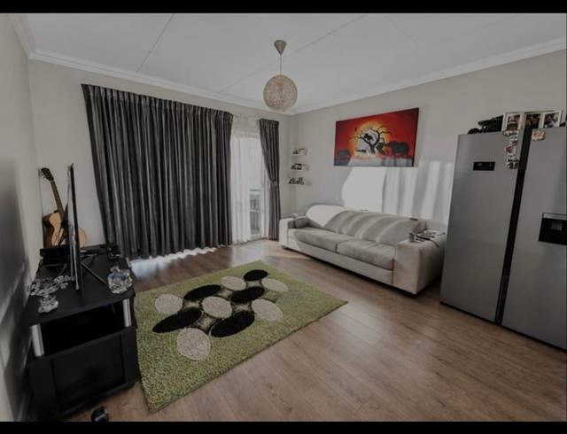 2 BEDROOM APARTMENT FOR SALE IN RYNFIELD